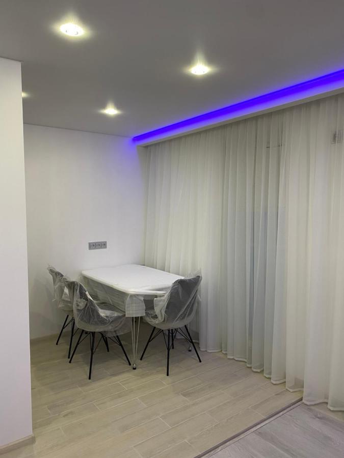Апартаменты Бульвар Славы 21 Dnipro Exterior photo
