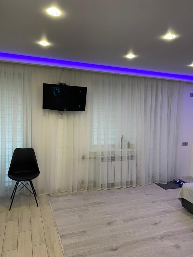 Апартаменты Бульвар Славы 21 Dnipro Exterior photo